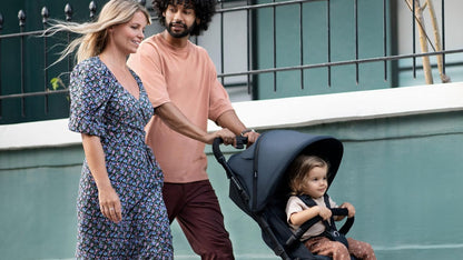Maxi-Cosi Lara2 Buggy, leicht & kompakt, Liegefunktion, bis 22 kg, Schwarz