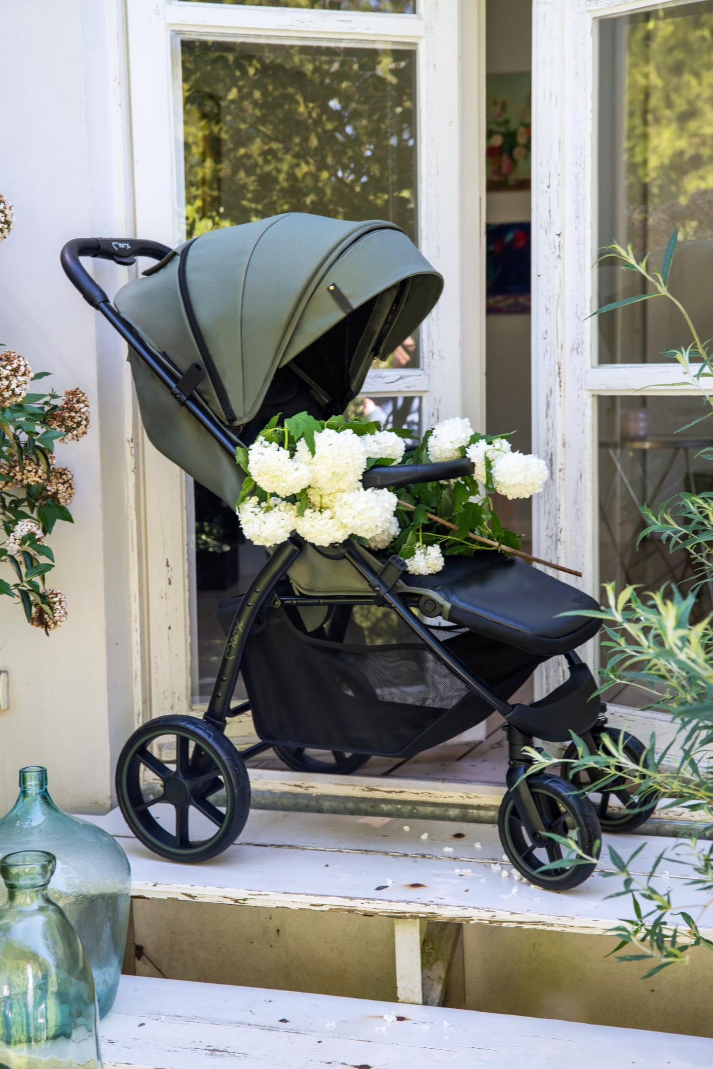 MoMi MIYA EVA Kinder-Buggy, leicht & faltbar, bis 22 kg